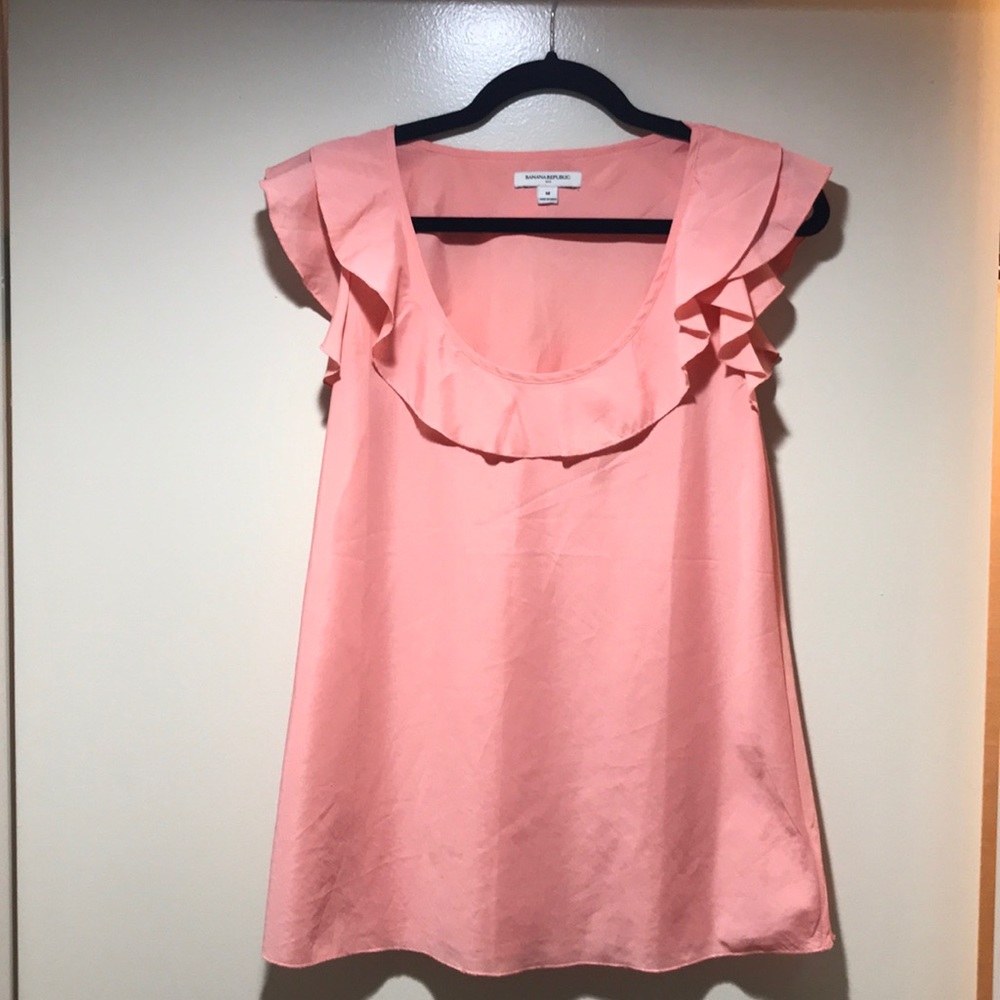 ⭐️3 for $25⭐️ Banana Republic coral/pink top